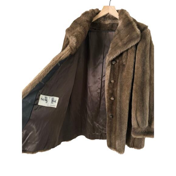 Vintage 1960s Mink Fur Coat in Light Brown Button Front by Style VI Ltd., Size M - Picture 9 of 11